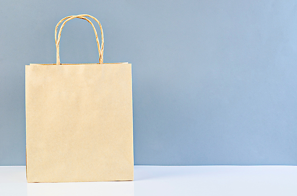 포토 JPG 해외이미지 실내 사람없음 쇼핑백 자연보호 에코 친환경 파란배경 에코라이프 친환경제품 카피스페이스 제로웨이스트 해외포토 라이프스타일 백그라운드 가방 자연 내부 파란색 환경 그린캠페인 공백 보호 사회이슈 파일형식 이미지허브