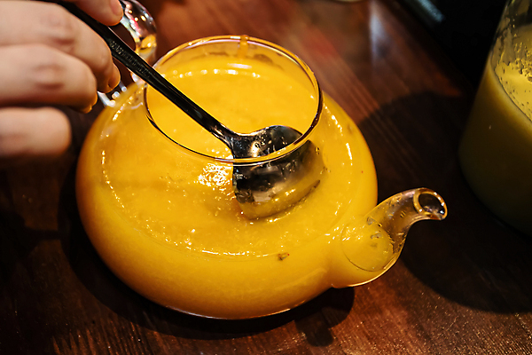 포토 JPG 해외이미지 식물 계절 열매 음료 음식 바다 다이어트 오렌지 과일 재료 자연 유리 탁자 건강 사람없음 목재 컵 초록색 여름 파란색 약 노란색 파티 주스 가을 흰색 나뭇가지 시골 신선 뜨거움 차 냄비 허브 유기농 날것 향 테라피 내추럴 숙성 시나몬 해외포토 나무 식기 웰빙 컬러 가구 의학 재질 이벤트 뷰티 솥 생태계 파일형식 이미지허브