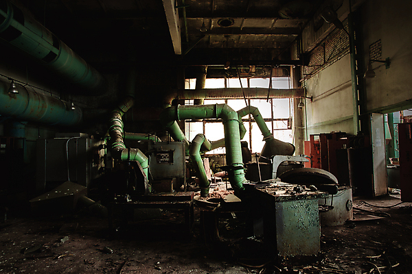 포토 JPG 해외이미지 산업 백그라운드 건축양식 공장 지붕 바닥 실내 사람없음 내부 건물 금속 어둠 손상 방 폐기물 큼 무서움 버리기 창고 부식 질감 먼지 튜브 깨짐 썩음 재앙 철강 파이프라인 해외포토 건축물 건축 감정 컨셉 공업 모션 재질 쓰레기 크기 파이프_관 파일형식 이미지허브