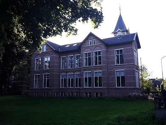 포토 JPG 해외이미지 음식 농업 비즈니스 건축양식 사람 사람없음 건물 반사 자전거 도시 시장 모서리 냄비 네덜란드 대학교 정사각형 광장 미로 시청 지도책 포럼 해외포토 도형 건축물 건축 유럽 산업 학교 책 바이크 솥 토론 관공서 파일형식 이미지허브