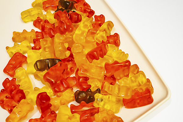 포토 JPG 해외이미지 쟁반 실내 사람없음 달콤 흰배경 젤리 곰모양 해외포토 모양 백그라운드 곰 디저트 내부 흰색 맛 파일형식 이미지허브