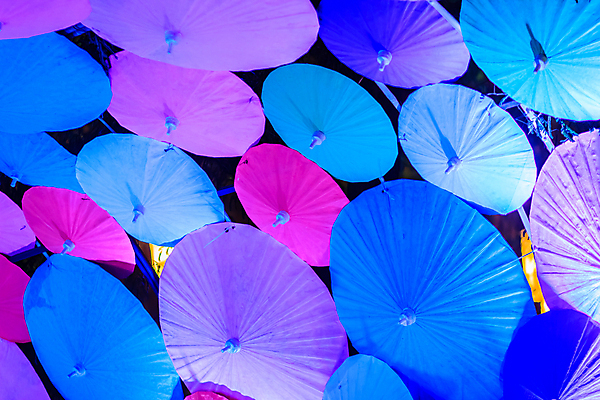 포토 JPG 해외이미지 전통 디자인 종이 문화 여행 백그라운드 패턴 오렌지 우산 태국 벽지 추상 거리 미술 동양인 사람없음 장식 빨간색 파란색 빛 컬러풀 노란색 여행객 축제 활발 수확 시장 클래식 야간 수집 양산 수공예 이국적 핸드메이드 스타일 해외포토 자연요소 아시아 컬러 컨셉 무늬 농업 과일 문화예술 사람 인종 공예 파일형식 이미지허브