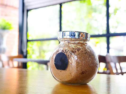 포토 JPG 해외이미지 커피 음료 유리 탁자 콩 건조 건강 사람없음 목재 컵 갈색 상점 초콜릿 숟가락 검은색 흰색 신선 항아리 차 달콤 맛 컨테이너 가루 설탕 가득함 오브젝트 아로마 향 꿀 에스프레소 코코아 내추럴 땅바닥 석공 인공 스타일 해외포토 나무 식기 산업 컬러 가구 컨셉 재료 재질 디저트 곡류 바닥 수저 도자기 파일형식 이미지허브