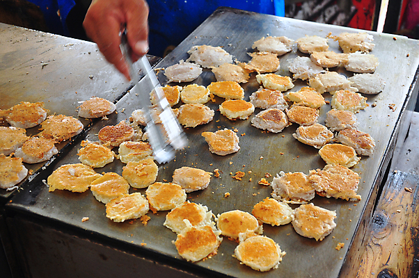 포토 JPG 해외이미지 전통 음식 백그라운드 태국 디저트 서브 건조 건강 사탕 요리 사람없음 갈색 식사 튀김 흰색 신선 뜨거움 시장 맛 그릴 설탕 먹기 유기농 밀가루 코코넛 내추럴 점심식사 길거리음식 핸드메이드 해외포토 웰빙 아시아 컬러 컨셉 과일 모션 주방용품 가루 파일형식 이미지허브