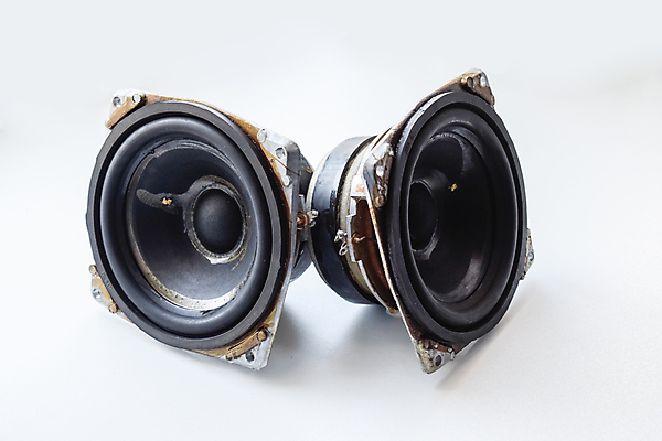 포토 JPG 해외이미지 직업 추상 사람없음 목재 상자 바구니 확성기 소리 장비 수확 운전사 수리 작음 DJ 역동적 오디오 스테레오 자석 감싸기 구식 소비에트 시험공부 업그레이드 캡모자 스타일 해외포토 나무 모자_잡화 컨셉 무늬 농업 재료 모션 전자제품 학습 크기 파일형식 이미지허브