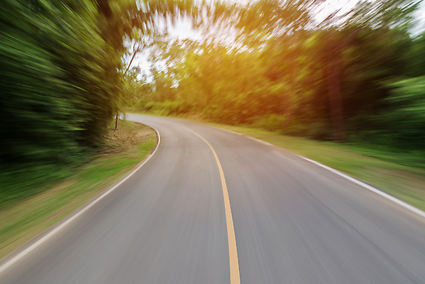 포토 JPG 해외이미지 도로 선 여행 이동 곡선 교통시설 모션 자동차 하늘 추상 미래 풍경 사람없음 초록색 빛 운전 고속도로 터널 소프트포커스 아스팔트 속도 장면 방법 블러 해외포토 길 육상교통 컬러 교통 컨셉 무늬 촬영기법 시설 파일형식 이미지허브