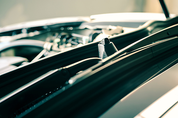 포토 JPG 해외이미지 자동차 사람없음 아웃포커스 엔진 보닛 와이퍼 차량점검 해외포토 육상교통 촬영기법 점검 파일형식 이미지허브