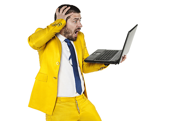 포토 JPG 해외이미지 직업 학생 응시 교육 남자 감정 얼굴 인터넷 비즈니스 탁자 노동자 실내 한명 노트북 컴퓨터 공책 놀람 흰색 표현 업무 비즈니스맨 오픈 입 캔 좌절 책상 만들기 공포 충격 문제 존재 트러블 해외포토 1 시선 컬러 가구 컨셉 모션 문구용품 표정 사람 내부 신체부위 전자제품 작업 직장인 파일형식 이미지허브