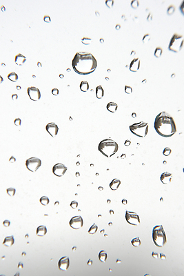 포토 JPG 해외이미지 모양 백그라운드 창문 자연 유리 날씨 추상 사람없음 물 반사 거품 젖음 물방울 투명 떨어짐 빗방울 질감 내추럴 해외포토 자연요소 컨셉 무늬 재질 비_날씨 생태계 파일형식 이미지허브