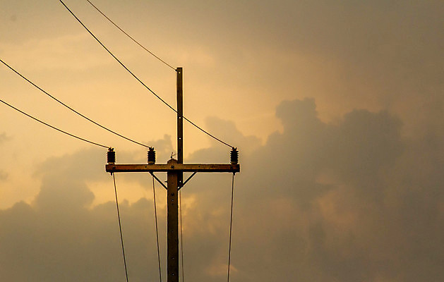 포토 JPG 해외이미지 실루엣 산업 선 백그라운드 인터넷 자연 하늘 사람없음 야외 파란색 빛 태양 탑 힘 황혼 일몰 에너지 전선 네트워크 위험 전화기 오브젝트 전염 철사 봉 철탑 공학 내추럴 분배 전압 해외포토 자연요소 건축물 교육 컬러 컨셉 촬영기법 노을 질병 생태계 감염 파일형식 이미지허브