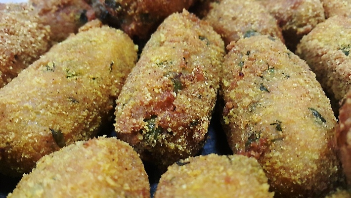 포토 JPG 해외이미지 전통 접시 음식 백그라운드 감자 요리 사람없음 파티 주방 식당 식사 치킨 튀김 흰색 스페인 굽기 지중해 가득함 메뉴 햄 점심식사 폭식 고립 뷔페 빵가루 스페인어 타파스 핸드메이드 해외포토 식기 유럽 바다 컬러 채소 육류 이벤트 상점 애피타이저 구이 닭고기요리 파일형식 이미지허브