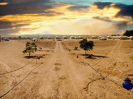 포토 JPG 해외이미지 아시아 도로 모래 여행 백그라운드 하늘 거리 건조 풍경 사람없음 야외 가로 일몰 운전 사막 시골 고속도로 아스팔트 인도인 모래언덕 사파리 수평선 해외포토 외국인 나라 길 교통시설 모션 동양인 노을 언덕 파일형식 이미지허브