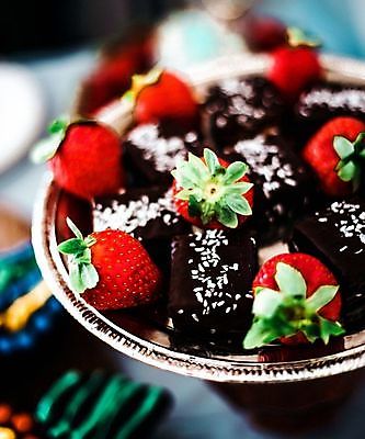 포토 JPG 해외이미지 접시 계절 열매 음식 분홍색 백그라운드 잎 과일 딸기 디저트 사람없음 목재 쿠키 케이크 식당 초콜릿 숟가락 식사 빵집 흰색 대접 신선 원형 달콤 맛 아침식사 작음 설탕 굽기 민트 크림 상쾌 유기농 산딸기 블랙베리 영양분 제빵사 타르트 페스츄리 핸드메이드 더스트파티클 해외포토 도형 나무 식물 직업 식기 웰빙 감정 빵 컬러 컨셉 재료 수저 상점 크기 구이 허브 파이_빵 파일형식 이미지허브