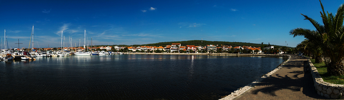 포토 JPG 해외이미지 바다 자연 풍경 사람없음 항구 가을 9월 지중해 크로아티아 해외포토 계절 유럽 교통시설 날짜 생태계 파일형식 이미지허브