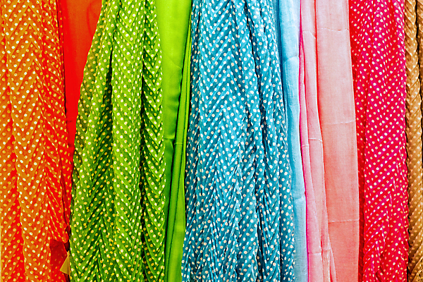 포토 JPG 해외이미지 디자인 옷 백그라운드 패턴 추상 거리 종류 사람없음 장식 컬러풀 상점 줄무늬 직물 시장 실 담요 묘사 질감 지역 수공예 강렬 전문 핸드메이드 해외포토 컬러 무늬 공예 파일형식 이미지허브