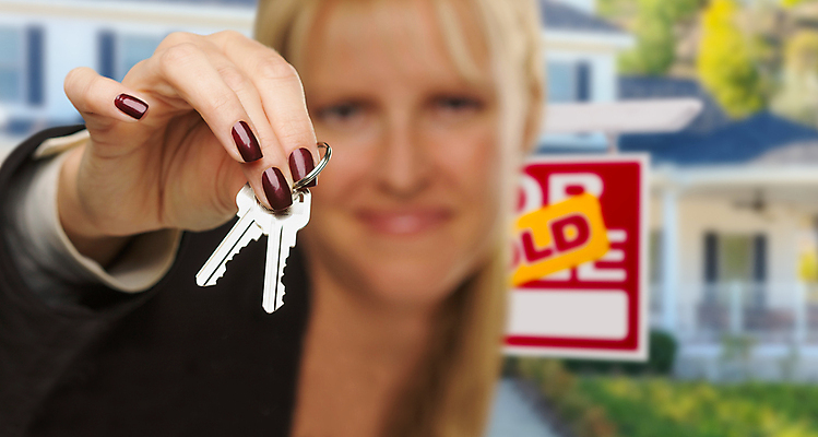 포토 JPG 해외이미지 손 여자 비즈니스 건축양식 성공 열쇠 부동산 새로움 주택 한명 판매 세일 비즈니스우먼 재산 구매 작음 중개인 사인 주기 이웃 렌탈 분양 진짜 소유 해외포토 직업 1 건축 컨셉 모션 사람 건물 신체부위 금융 쇼핑 직장인 크기 파일형식 이미지허브