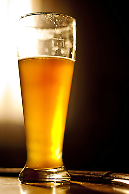 포토 JPG 해외이미지 전통 음료 맥주 사람없음 빛 태양 거품 황금 갈증 밀 순수 양조장 옥토버페스트 전문 바이에른사람 해외포토 자연요소 컨셉 곡류 주류 파일형식 이미지허브