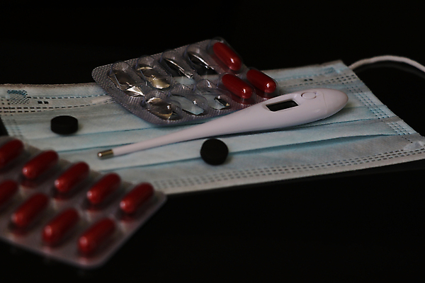 포토 JPG 해외이미지 백그라운드 건강 가면 안전 사람없음 경제 약 검은색 중국 이탈리아 장비 의사 흰색 열 수술 호흡기관 바이러스 보호 질병 위험 약국 감염 미생물 루마니아 박테리아 백신 부쿠레슈티 인플루엔자 전염병 제어 사스 해외포토 유럽 아시아 컬러 컨셉 의학 생물 치료 의료진 장기_의학 파일형식 이미지허브