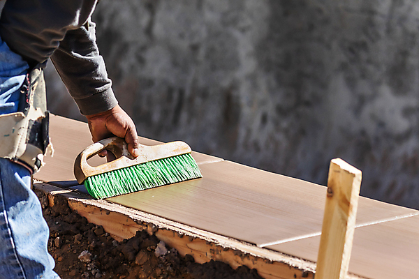 포토 JPG 해외이미지 남자 산업 장갑 노동자 건조 수영장 사람 사람없음 건물 건설현장 젖음 공구 붓 갑판 모종삽 서식 시멘트 설정 건축업자 계약자 마무리 설치 해외포토 직업 건축물 잡화 건축 배_교통 건설업 도구 삽 계약 파일형식 이미지허브