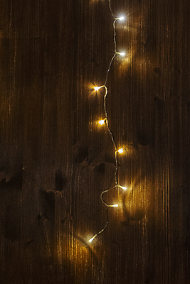 포토 JPG 해외이미지 모양 벽 백그라운드 컨셉 가정 불 추상 아이디어 안전 경기 사람없음 목재 세로 빛 노란색 머리 검은색 힘 흰색 공구 뜨거움 막대기 그룹 닫기 상품 작음 성냥 묘사 오브젝트 심플 고립 점화 줄서기 해외포토 자연요소 나무 스포츠 컬러 무늬 재료 모션 신체부위 도구 크기 파일형식 이미지허브