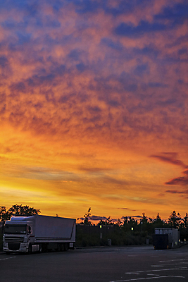 포토 JPG 해외이미지 실루엣 유럽 별 여행 오렌지 하늘 거리 요정 독일 덴마크 스웨덴 노르웨이 핀란드 미술 사람없음 빨간색 파란색 컬러풀 햇빛 우주 일출 보라색 침묵 황혼 일몰 새벽 달빛 공상 광 스칸디나비아 유럽연합 수평선 해외포토 자연요소 나라 컬러 과일 문화예술 촬영기법 북유럽 태양 노을 소리 달 파일형식 이미지허브