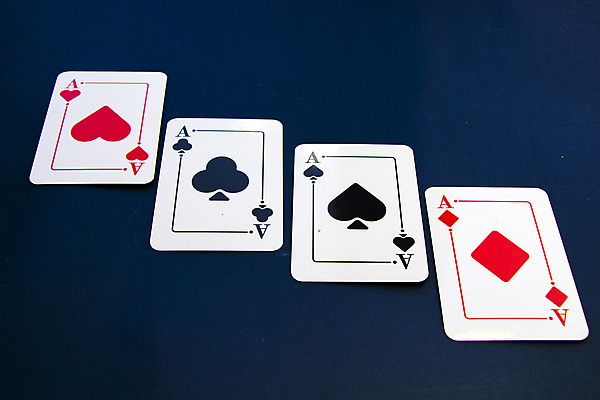 포토 JPG 해외이미지 사람없음 트럼프 도박 오브젝트 포커 에이스 해외포토 놀이용품 게임 파일형식 이미지허브