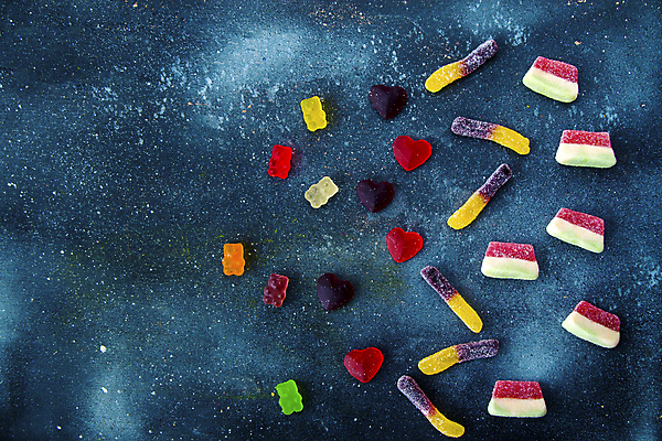 포토 JPG 해외이미지 어린이 음식 백그라운드 오렌지 과일 디저트 사탕 종류 사람없음 빨간색 초록색 하이앵글 컬러풀 노란색 파티 과자 여러개 흰색 하트 대접 원형 달콤 맛 혼합 유혹 설탕 오브젝트 젤리 칼로리 모음 고무 마멀레이드 섞기 잇몸 해로움 많음 해외포토 모양 도형 뷰포인트 컬러 다수 컨셉 신체 사람 이벤트 잼 파일형식 이미지허브