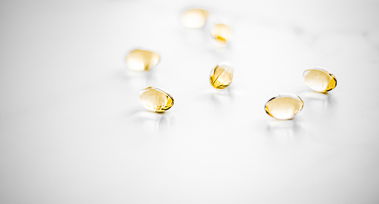 포토 JPG 해외이미지 사람없음 알약 노란색 건강관리 흰색 낟알 영양제 오메가 항생제 해외포토 컬러 건강 관리 약 파일형식 이미지허브