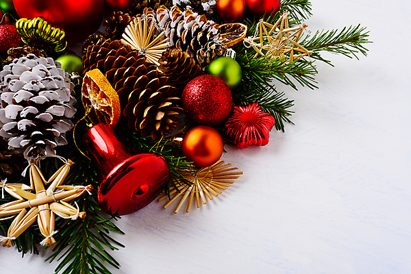 포토 JPG 해외이미지 나무 행복 조각 백그라운드 크리스마스 겨울 오렌지 공 휴가 새로움 건조 사람없음 목재 장식 빨간색 초록색 파티 우주 화환 기쁨 종 흰색 나뭇가지 시골 인사 소나무 신용카드 황금 연도 배열 삼베 초대 전나무 노끈 원뿔 밀짚 핸드메이드 그리너리 해외포토 도형 식물 계절 기념일 꽃 감정 줄 컬러 컨셉 과일 재료 이벤트 금융 예절 짚 파일형식 천_직물 트랜드컬러 이미지허브