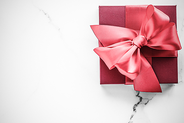 포토 JPG 해외이미지 리본 실내 사람없음 선물상자 상자 오브젝트 흰배경 대리석 카피스페이스 해외포토 백그라운드 재료 선물 내부 공백 흰색 파일형식 이미지허브