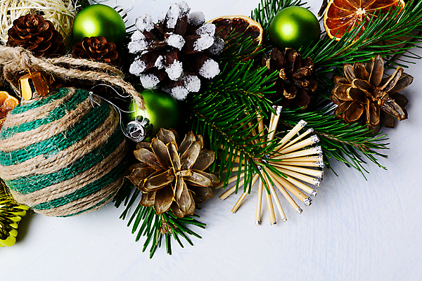 포토 JPG 해외이미지 나무 전통 계절 줄 조각 결혼 백그라운드 크리스마스 겨울 오렌지 공 휴가 새로움 건조 선물 사람없음 장식 초록색 파티 화환 기쁨 장식볼 흰색 나뭇가지 시골 축하 인사 소나무 신용카드 12월 연도 배열 서리 초대 솔방울 전나무 원뿔 여의주 핸드메이드 눈내림 스타일 해외포토 도형 식물 기념일 꽃 감정 컬러 컨셉 과일 눈_날씨 이벤트 금융 예절 날짜 파일형식 이미지허브