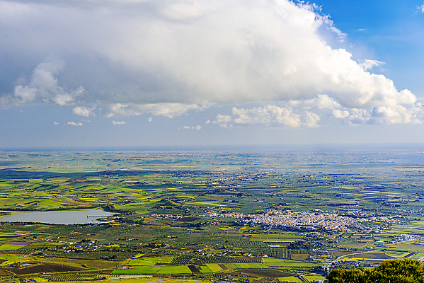 포토 JPG 해외이미지 나무 구름 계절 도로 밭 농업 자연 하늘 산 파노라마 풍경 사람없음 초록색 여름 파란색 농장 농경지 침묵 일몰 봄 이탈리아 시골 땅 언덕 장면 내추럴 밭일 오지 세련 해외포토 자연요소 식물 유럽 산업 길 컬러 교통시설 촬영기법 노을 소리 생태계 파일형식 이미지허브