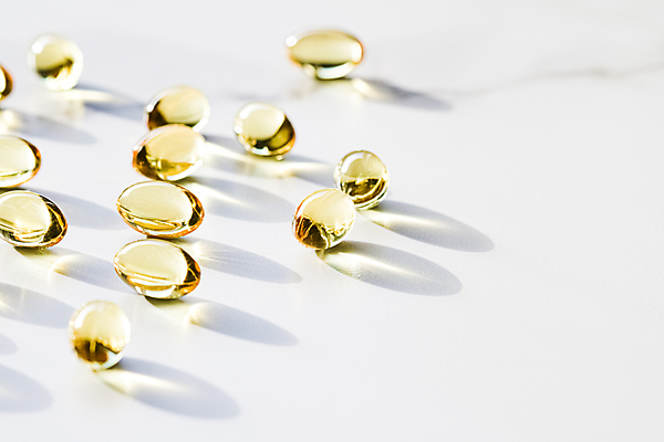 포토 JPG 해외이미지 사람없음 알약 노란색 건강관리 흰색 낟알 영양제 오메가 항생제 해외포토 컬러 건강 관리 약 파일형식 이미지허브