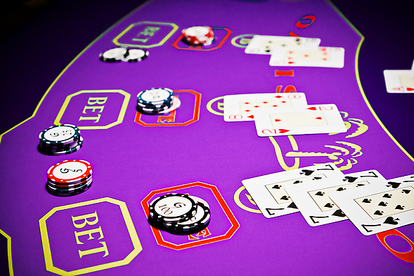 포토 JPG 해외이미지 사람없음 트럼프 포커칩 도박 카지노 포커 해외포토 놀이용품 게임 파일형식 이미지허브