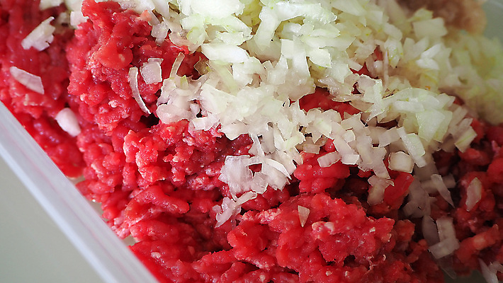 포토 JPG 해외이미지 음식 백그라운드 재료 탁자 양파 건강 육류 돼지고기 요리 사람없음 빨간색 주방 소고기 신선 정상 자르기 향신료 날것 소금 후추 다진 땅바닥 생식 해외포토 컬러 가구 채소 식재료 모션 바닥 향미료 파일형식 이미지허브