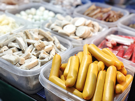 포토 JPG 해외이미지 접시 새우 통 사람없음 버섯 전시 샐러드 해산물 담기 맛살 비엔나소시지 해외포토 식기 음식 모션 갑각류 소시지 파일형식 이미지허브