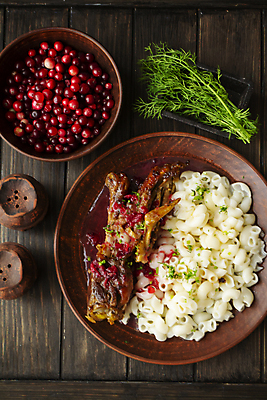 포토 JPG 해외이미지 전통 접시 열매 음식 크리스마스 다이어트 채소 탁자 치즈 파스타 건강 육류 요리 사람없음 빨간색 갈색 식당 식사 저녁식사 치킨 소고기 튀김 시골 신선 뜨거움 달콤 맛 그릴 굽기 크림 향신료 국자 유기농 소금 후추 바질 점심식사 백리향 크랜베리 해외포토 식물 식기 웰빙 기념일 컬러 가구 컨셉 식재료 주방용품 유제품 서양음식 상점 구이 닭고기요리 향미료 파일형식 이미지허브