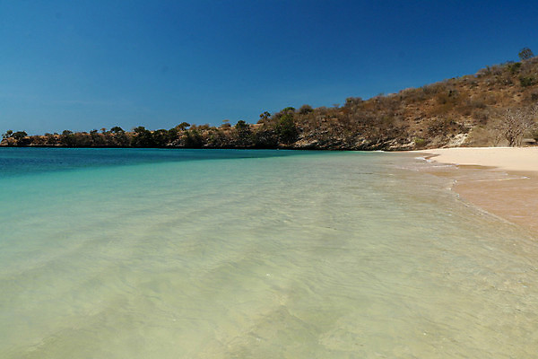 포토 JPG 해외이미지 라이프스타일 행복 아시아 모래 바다 섬 여행 백그라운드 태국 자연 휴가 조개 휴식 사람없음 야외 물 파란색 맑음 꿈 자유 만 보트 휴양지 발리 인도네시아 멀리 파라다이스 해외포토 자연요소 감정 나라 컬러 컨셉 배_교통 날씨 어패류 생활 장소 생태계 파일형식 이미지허브