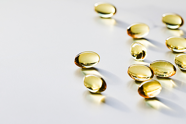 포토 JPG 해외이미지 사람없음 알약 노란색 건강관리 흰색 낟알 영양제 오메가 항생제 해외포토 컬러 건강 관리 약 파일형식 이미지허브