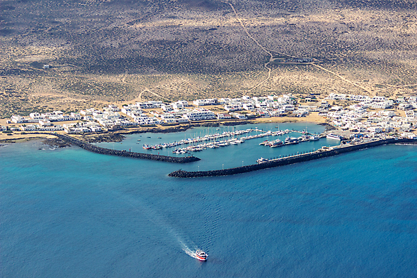 포토 JPG 해외이미지 파도 섬 여행 휴가 파노라마 사람없음 물 파란색 관광지 햇빛 흰색 스페인 즐거움 화산 용암 대서양 해외포토 자연요소 감정 유럽 바다 컬러 산 촬영기법 태양 파일형식 이미지허브
