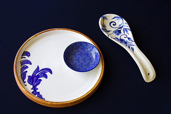 포토 JPG 해외이미지 식기 접시 디자인 백그라운드 탁자 주방용품 주택 요리 미술 사람없음 장식 컵 파란색 세트 주방 식당 저녁식사 장비 수확 도자기 원형 그리기 사발 플랫 고급 정상 수집 오브젝트 서빙 설정 점심식사 백자 파스텔톤 목업 스타일 카피스페이스 해외포토 도형 컬러 가구 생활용품 컨셉 농업 모션 문화예술 건물 상점 식사 공백 사기그릇 파일형식 이미지허브