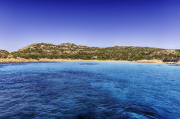 포토 JPG 해외이미지 모래 바다 분홍색 섬 여행 자연 하늘 휴가 풍경 사람없음 초록색 물 여름 파란색 맑음 이탈리아 만 지중해 파라다이스 해외포토 자연요소 계절 유럽 컬러 날씨 생태계 파일형식 이미지허브