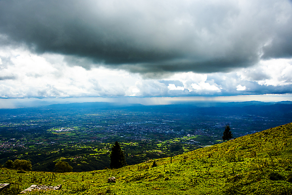 포토 JPG 해외이미지 나무 구름 공원 유럽 도로 여행 백그라운드 밭 자연 하늘 휴가 산 파노라마 풍경 사람없음 야외 건물 목재 초록색 파란색 농장 환경 계곡 봄 이탈리아 하이킹 시골 숲 오두막 언덕 시골집 알프스 내추럴 절정 해외포토 자연요소 식물 건축물 계절 공공시설 나라 길 컬러 농업 재료 교통시설 레저 주택 촬영기법 생태계 파일형식 이미지허브