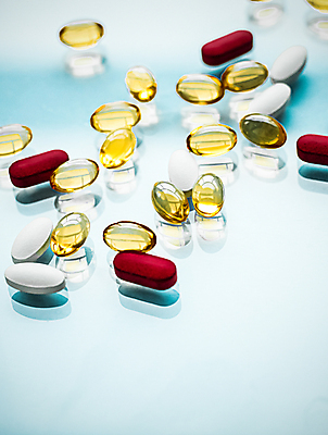 포토 JPG 해외이미지 건강 사람없음 치료 알약 여러개 의료용품 낟알 약국 오브젝트 영양제 해외포토 다수 의학 의료기기 약 파일형식 이미지허브