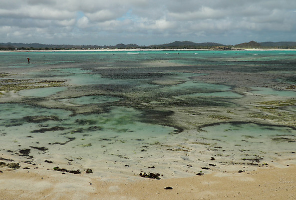 포토 JPG 해외이미지 주간 구름 해외풍경 바다 하늘 산 해변 사람없음 야외 지평선 인도네시아 해외포토 자연요소 해외 아시아 풍경 파일형식 이미지허브