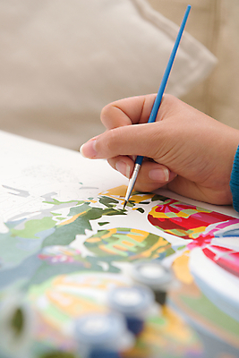 포토 JPG 해외이미지 손 들기 신체부위 붓 색칠 그리기 해외포토 모션 사람 파일형식 이미지허브