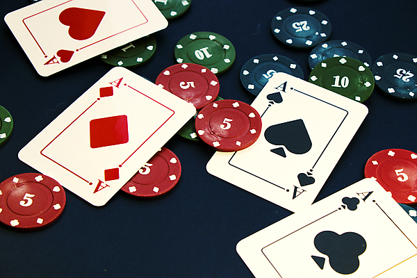 포토 JPG 해외이미지 사람없음 트럼프 포커칩 도박 카지노 포커 에이스 해외포토 놀이용품 게임 파일형식 이미지허브