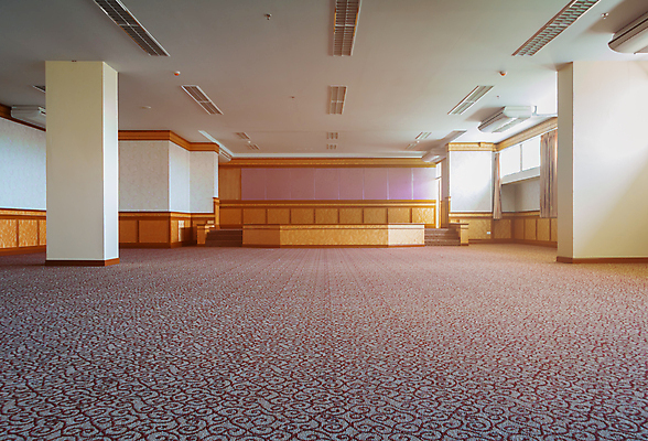 포토 JPG 해외이미지 디자인 백그라운드 비즈니스 건축양식 회의 새로움 바닥 실내 사람없음 내부 목재 빛 우주 카펫 공연 방 등불 램프 업무 발표 센터 수리 담요 강의 회의실 오브젝트 천장 단상 객석 세미나 회복 스타일 해외포토 나무 건축 컨셉 재료 조명 이벤트 작업 파일형식 이미지허브