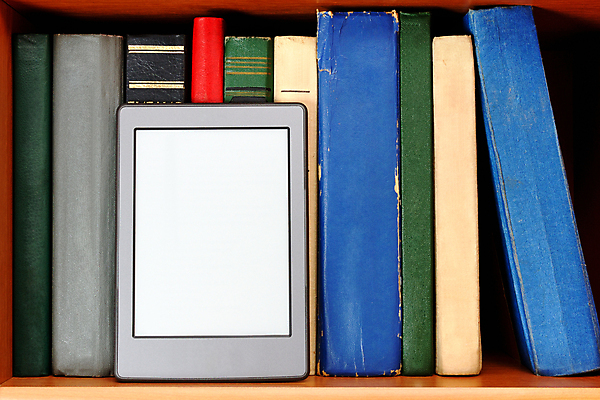 포토 JPG 해외이미지 종이 컨셉 학교 모바일 새로움 책장 아이디어 사람없음 책 빨간색 초록색 파란색 스터디 컴퓨터 알약 디지털 스크린 공책 공백 장비 터치 수확 그룹 전자책 도서관 볼륨 휴대용 오브젝트 복고 전자 멀티미디어 패드 옛날 터치스크린 해외포토 교육 컬러 가구 농업 문구용품 전자제품 학습 약 파일형식 이미지허브