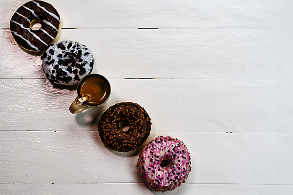 포토 JPG 해외이미지 커피 디저트 사람없음 머그컵 도넛 달콤 흰배경 해외포토 음료 음식 백그라운드 컵 흰색 맛 파일형식 이미지허브